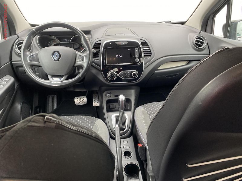 Renault Captur (2017) 1.2TCe, Intense, AT, navi, TZ - fotka 8 z 16