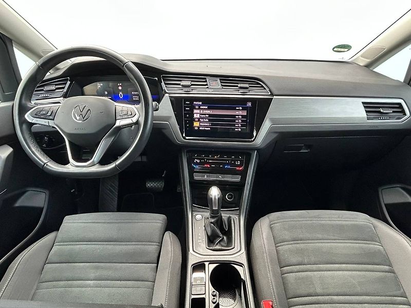 Volkswagen Touran (2022) 2.0 TDI 110kW DSG tažné - fotka 5 z 35