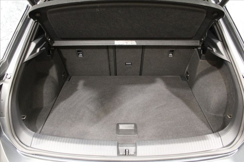 Volkswagen T-Roc 2,0 TDI 4motion Highline 1.maj - fotka 6 z 35