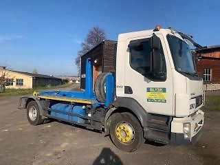 Volvo FL (2009) FL 12t nosič kontejneru  - fotka 1 z 9