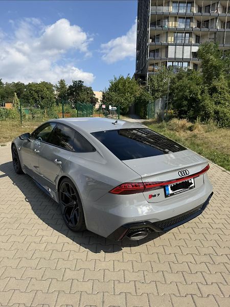 Audi RS 7 (2026) Audi RS7 performance/keramiky - fotka 6 z 10