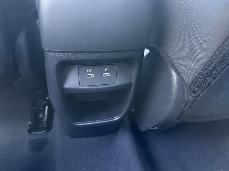Nissan Juke (2026) JUKE DIG-T 6MT N-CONNECTA + CP - fotka 18 z 22