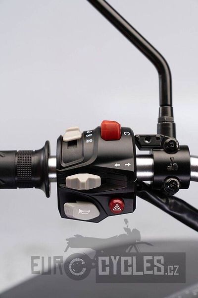 Benda (2026) Redstone 550 DL Premium EPS T3 - fotka 13 z 21
