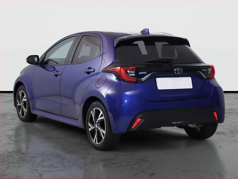 Toyota Yaris (2025) 1.5 VVT-i Hybrid - fotka 4 z 21