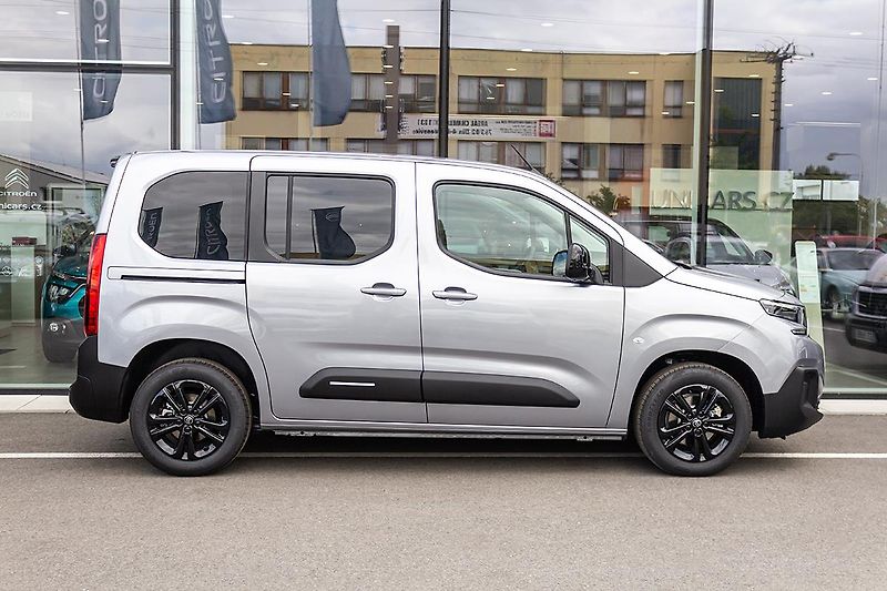 Citroën Berlingo (2026) 1,2 PLUS benzín 110k + STYL - fotka 4 z 25