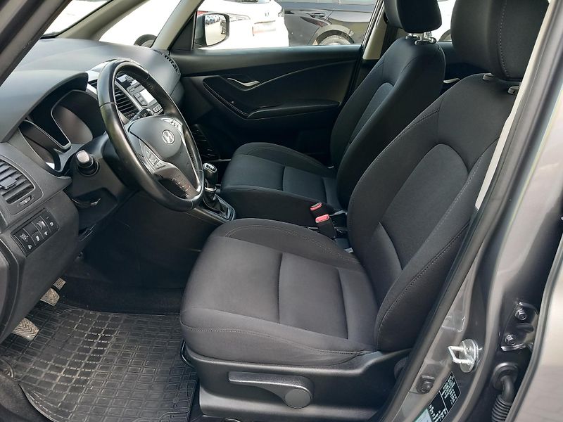 Hyundai ix20 (2014) 1,4CRDi SERVISKA VYHŘ.SEDADLA - fotka 11 z 43