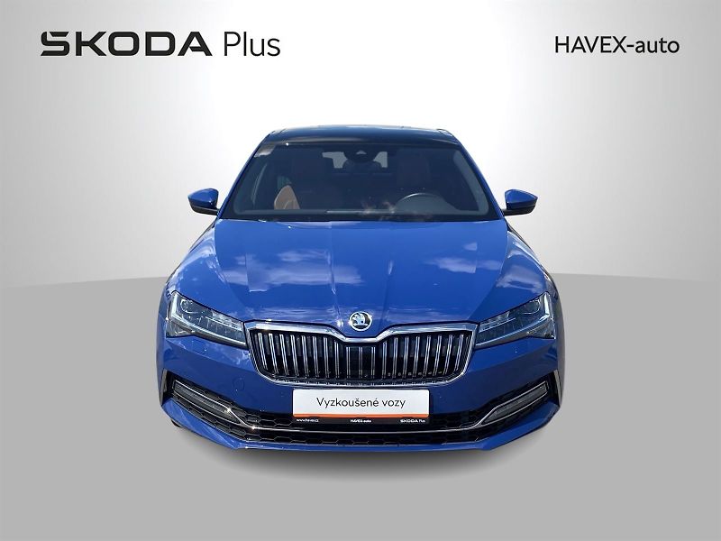 Škoda Superb (2022) 2.0 TSI 206kW 4x4 DSG L&K - fotka 4 z 41