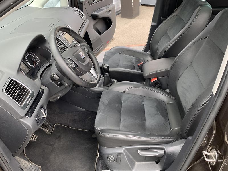 Seat Alhambra (2015) 2.0TDi, 103KW, EL.DVEŘE+KUFR - fotka 25 z 30