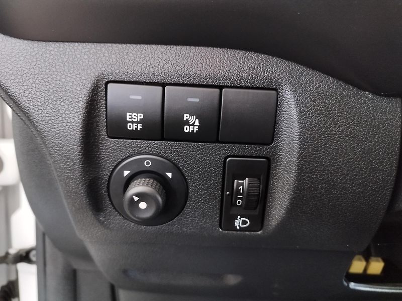 Citroën Berlingo (2014) 1,6i,88KW,LED,KLIMA,SERVISKA - fotka 21 z 26