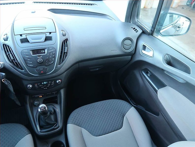Ford Tourneo Courier (2016) Trend 1.0 EcoBoost, 5Míst, ČR - fotka 8 z 13