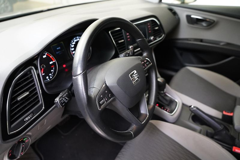 Seat Leon - fotka 14 z 25