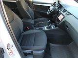 Škoda Octavia (2019) 1.6 TDI, Serv.kniha, Navi - náhled 9