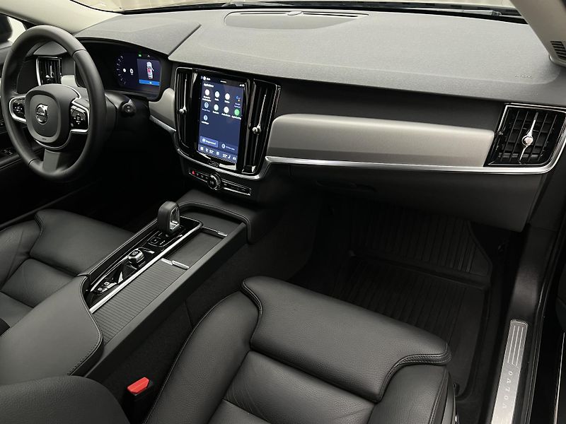 Volvo V90 CC B4 AWD PLUS AUT  - fotka 22 z 42