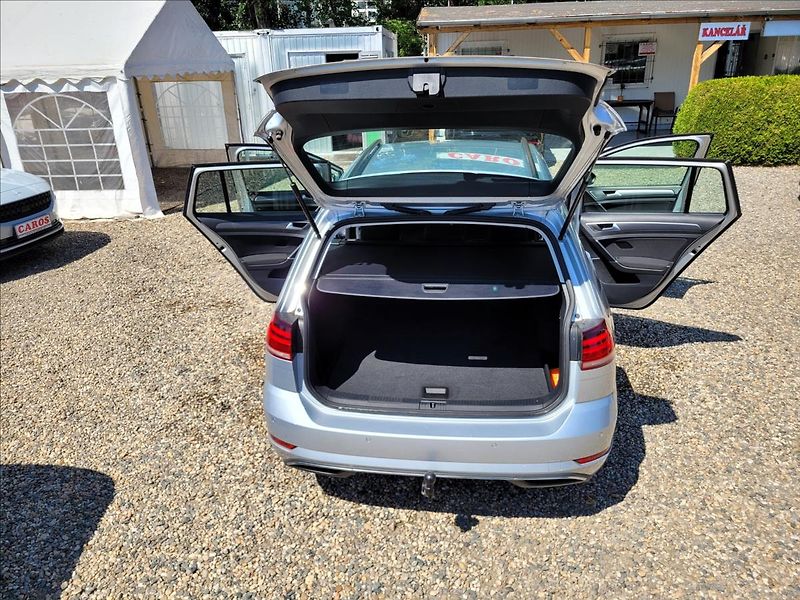 Volkswagen Golf 1,0 TSI,navi,digiklima,acc,alu - fotka 42 z 50
