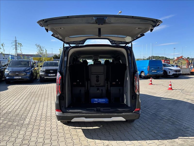 Ford Tourneo Custom 2,0 EcoBlue 125kW Active AWD - fotka 11 z 52