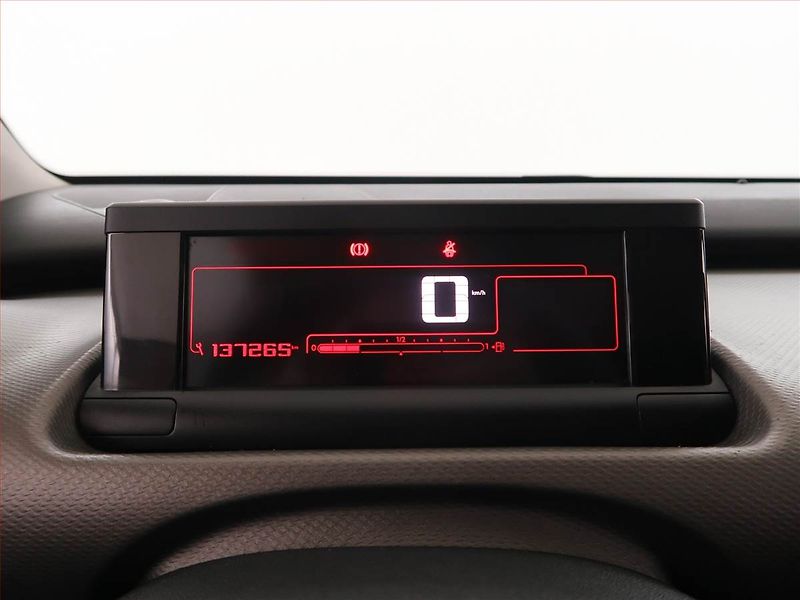 Volkswagen Tayron (2025) 1.5 eTSI - fotka 11 z 27