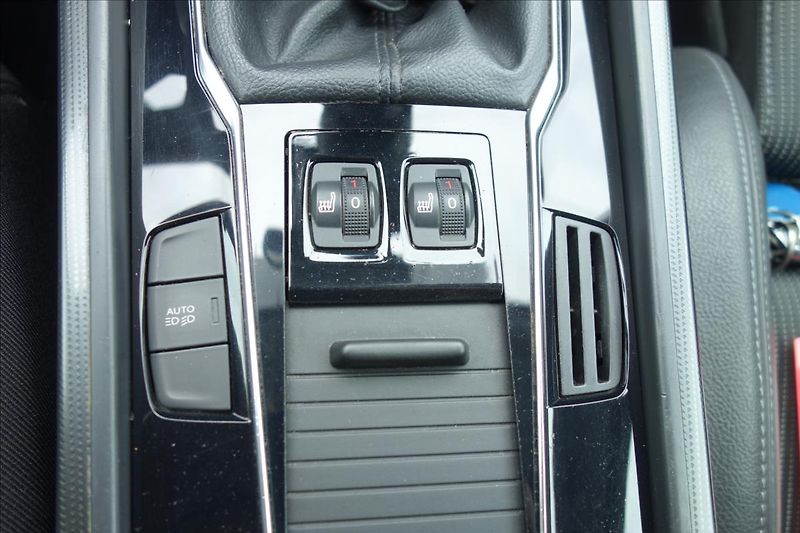 Peugeot 508 2,0 BHDi 110KW,ČR,S&S ALLURE. - fotka 30 z 36