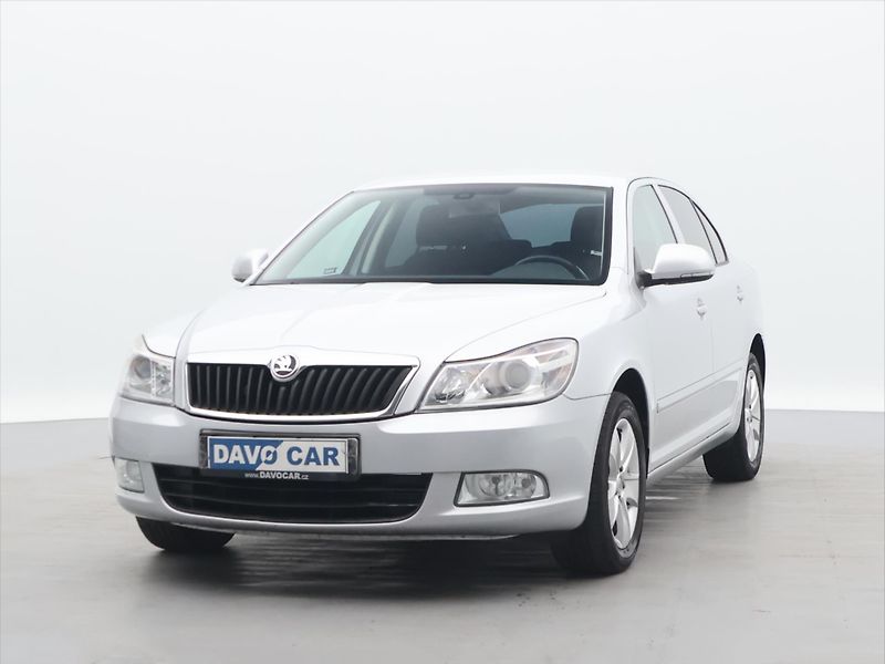 Škoda Octavia 1,6 TDI 77kW Elegance CZ Xenon - fotka 3 z 27