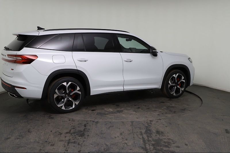 Škoda Kodiaq (2026) RS 2.0 TSI Panorama 195 kW - fotka 5 z 26