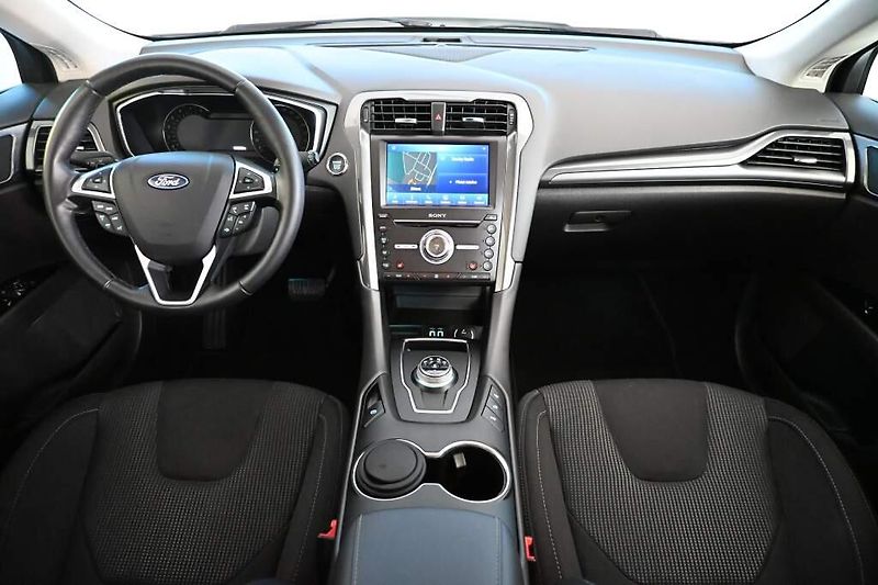 Ford Mondeo (2022) 2.0 LED SONY 140 KW Tažné 8AT - fotka 12 z 33