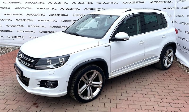 Volkswagen Tiguan 2,0 TDi,103kW,R-line,4x4,serv. - fotka 3 z 22