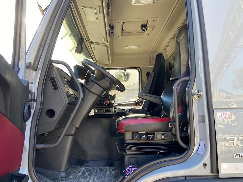 Volvo FM (2018) 330, 6x2, Euro 6, komunal - fotka 11 z 20