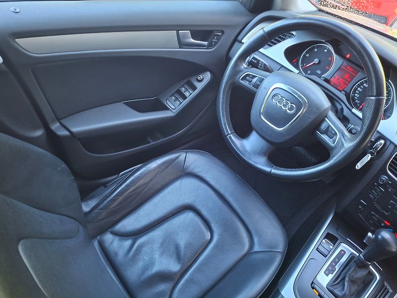Audi A4 (2012) 3.0TDI 176kW 7A QUATTRO - fotka 11 z 39