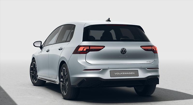 Volkswagen Golf (2026) 1,5 eTSI 7DSG  R-Line People - fotka 3 z 5