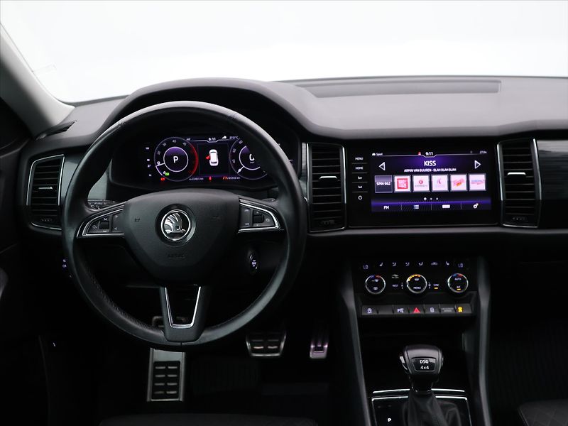Škoda Kodiaq 2,0 TDI 140kW DSG 4x4 Style CZ - fotka 24 z 32