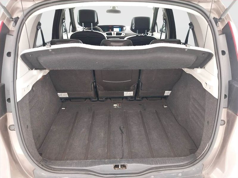 Renault Scénic (2009) 1.4 TCe, po STK, Tažné - fotka 14 z 23
