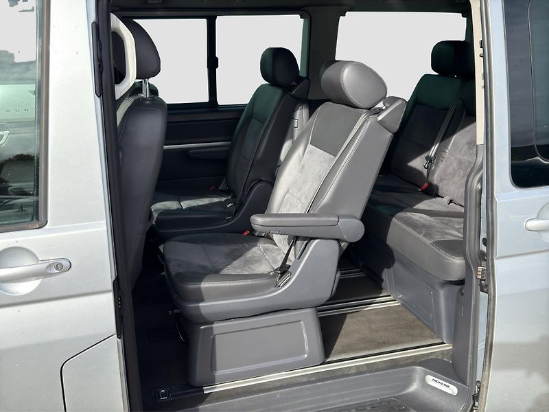 Volkswagen Multivan - fotka 12 z 23