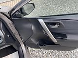 Toyota Auris 1.8i 16v HYBRID AUT NAVI CAM!! - náhled 127