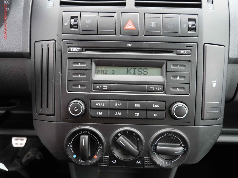 Volkswagen Polo (2006) 1.4 i, Klima - fotka 12 z 12
