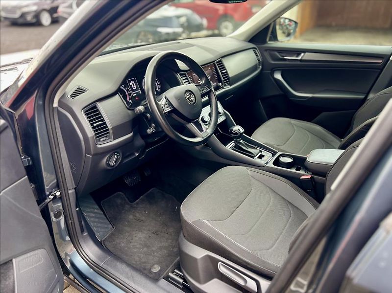 Škoda Kodiaq 2,0 TDi DSG ACC LED 7-míst - fotka 11 z 45