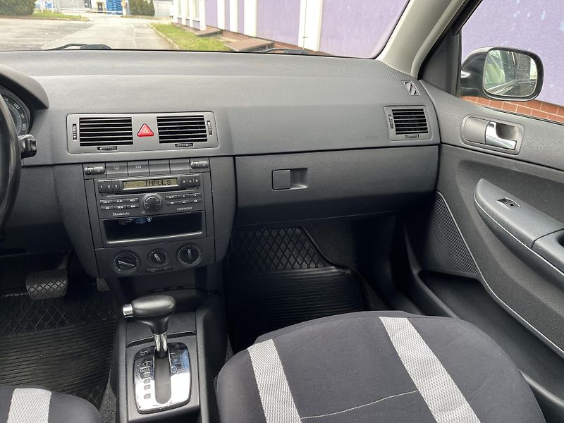 Škoda Fabia 1,4i 16V / AUTOMAT / combi  - fotka 31 z 34