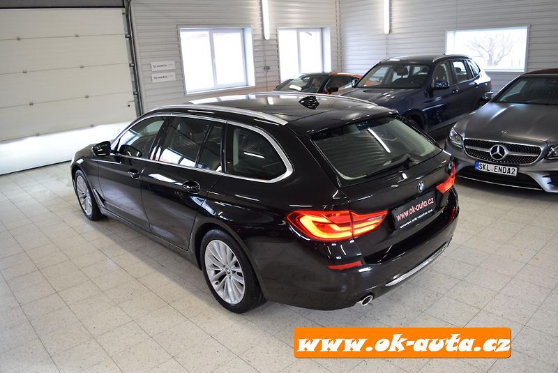 BMW Řada 5 2.0d LUXURY-LINE 98 000 KM TZ - fotka 4 z 74