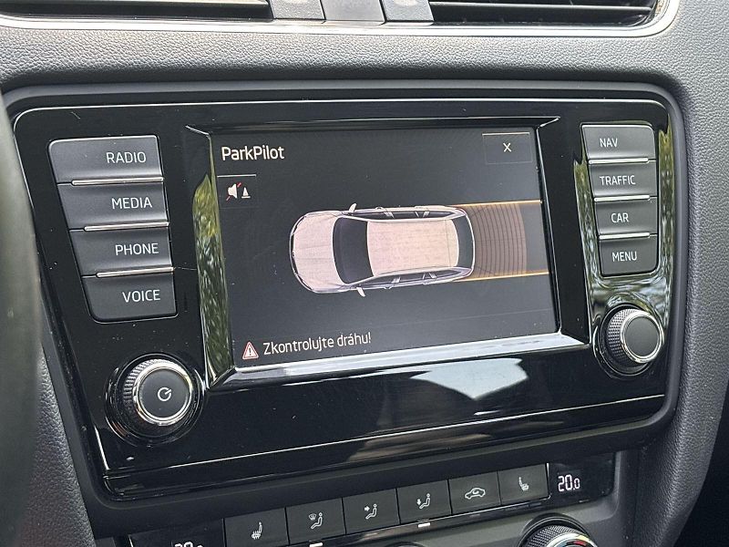 Škoda Octavia (2015) Combi 2.0 TDI 4x4 Style + - fotka 13 z 29