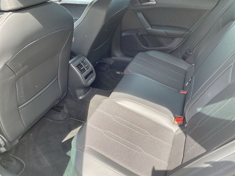 Cupra Formentor (2024) 2,0 TSI 4Drive DSG - fotka 8 z 37