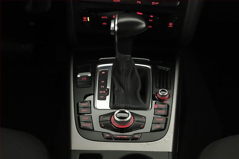 Audi A4 (2014) 2.0 TDI, Automat, Navi - fotka 13 z 16