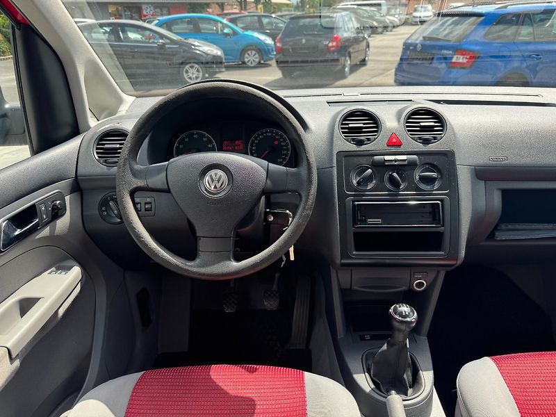 Volkswagen Caddy (2007) Life Family 1.4i 59kW - fotka 16 z 27