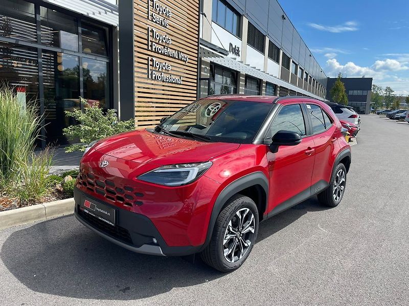 Toyota Yaris Cross 1.5 Hybrid 130k FWD Style - fotka 2 z 27