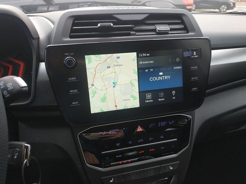 KGM Tivoli 1.5T Style 2WD, MT, SKLADEM - fotka 23 z 31