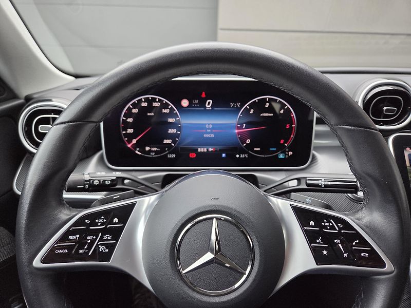 Mercedes-Benz Třídy C 200d Touring MATRIX ACC - fotka 19 z 50