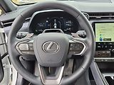 Lexus LBX 1.5HEV 4X4 COOL Advanced Premi - náhled 13