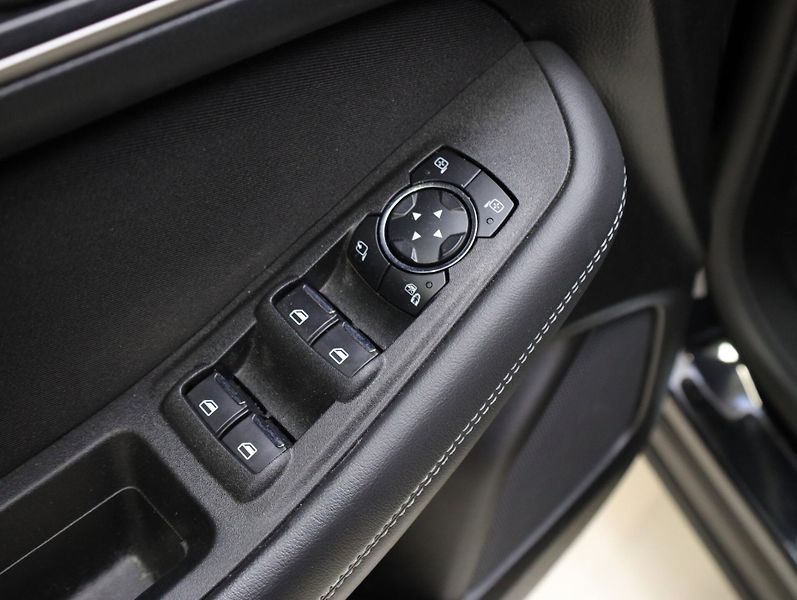 Ford S-MAX (2020) 110kW, manuál, FordPass, servi - fotka 18 z 19