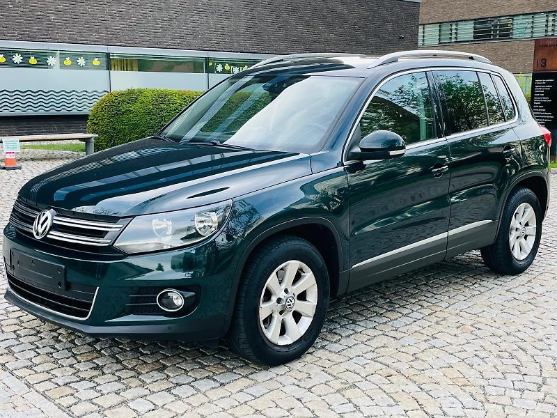 Volkswagen Tiguan 2.0TDI MANUÁL SENZORY 1MAJITEL - fotka 3 z 49