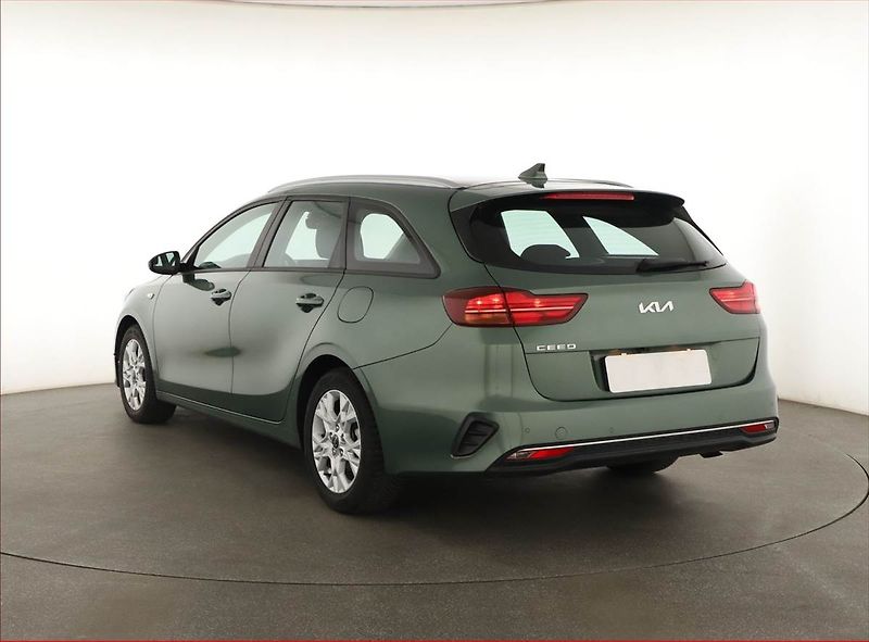 Kia Ceed (2023) Spin 1.0 T-GDI, SPIN, DPH - fotka 4 z 18