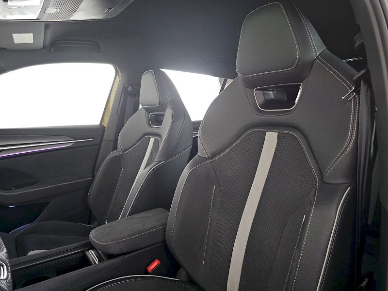 Škoda Kodiaq (2025) 2.0TDi 142kW 4x4 SPORTLINE 7S - fotka 27 z 34