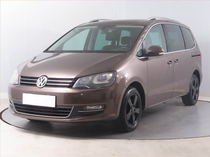 Volkswagen Sharan (2011) Highline 2.0 TDI, 4X4, 7 míst - fotka 2 z 18