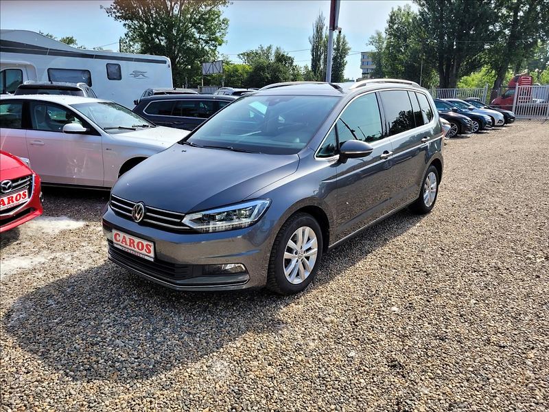 Volkswagen Touran 1,5 Již není k dispozici - fotka 1 z 50